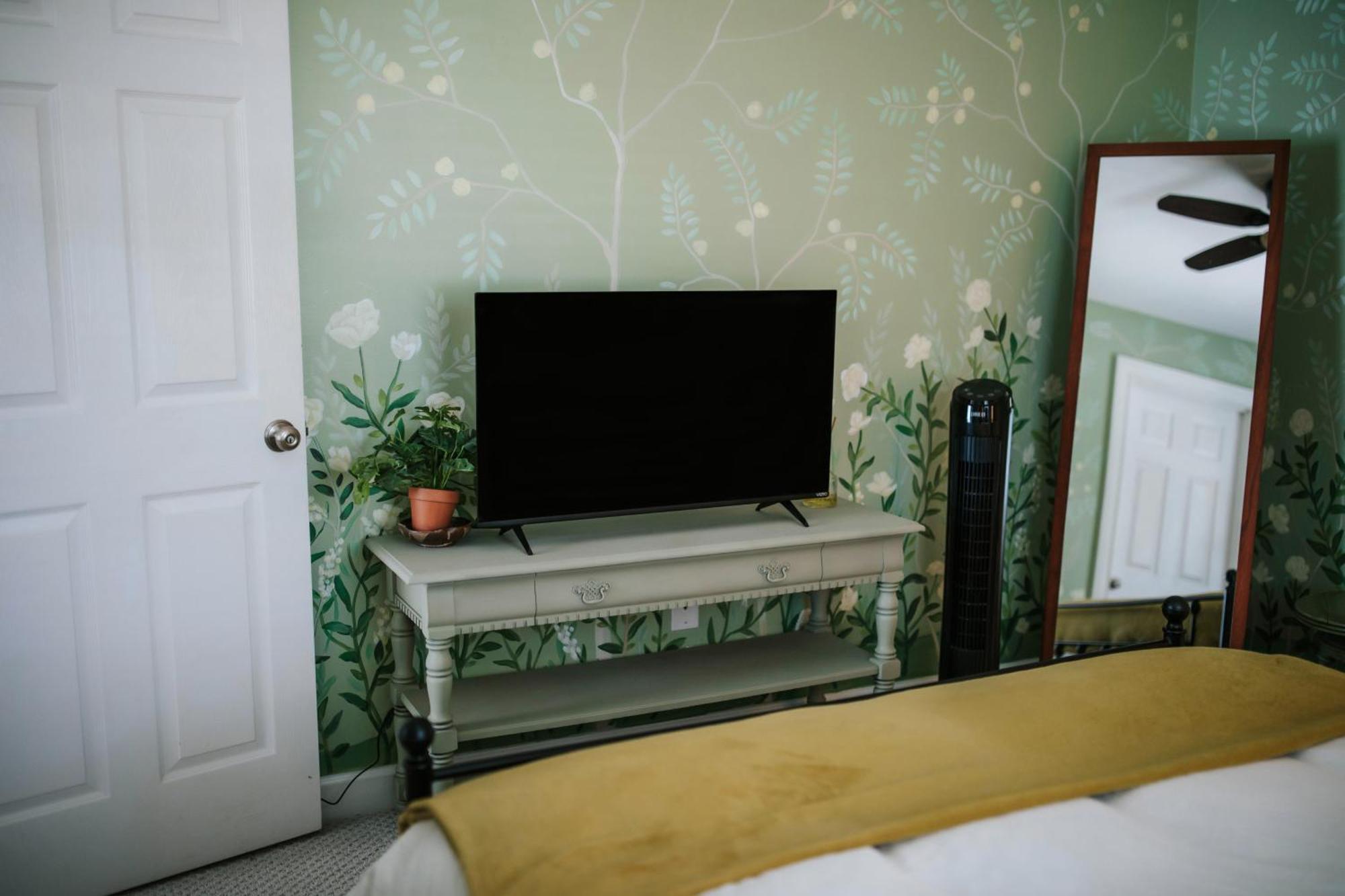 Cozy Cottage - Walk To Campus, Stadium, Downtown Атенс Екстер'єр фото